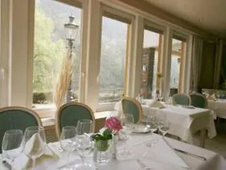 Cocoon Belair Буршайд