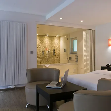 Cocoon Belair فندق