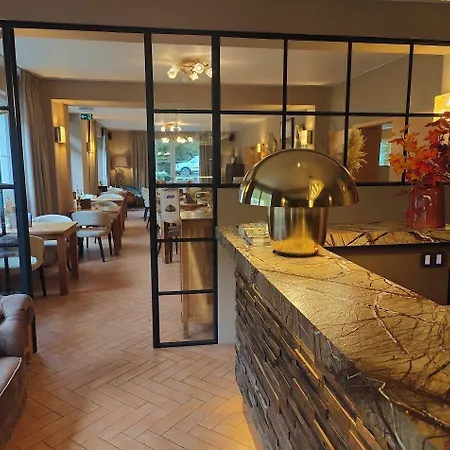 Cocoon Belair 4* بورشيد